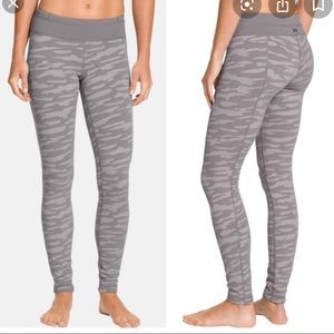 Under Armour Studiolux Gray Camo Leggings -Small